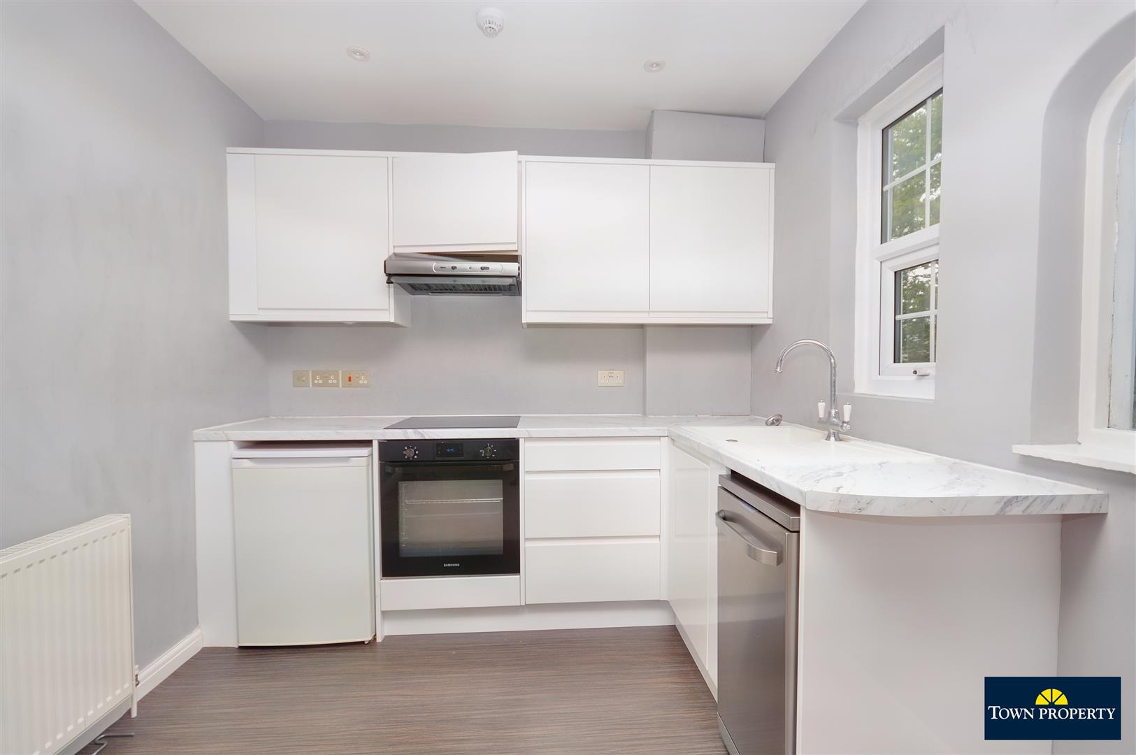 Property Details for Blackwater Road Eastbourne BN21 4JB Town